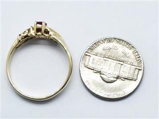 10K Solid Yellow Gold Oval Cut Ruby Diamond Accent Ring Size 10.25